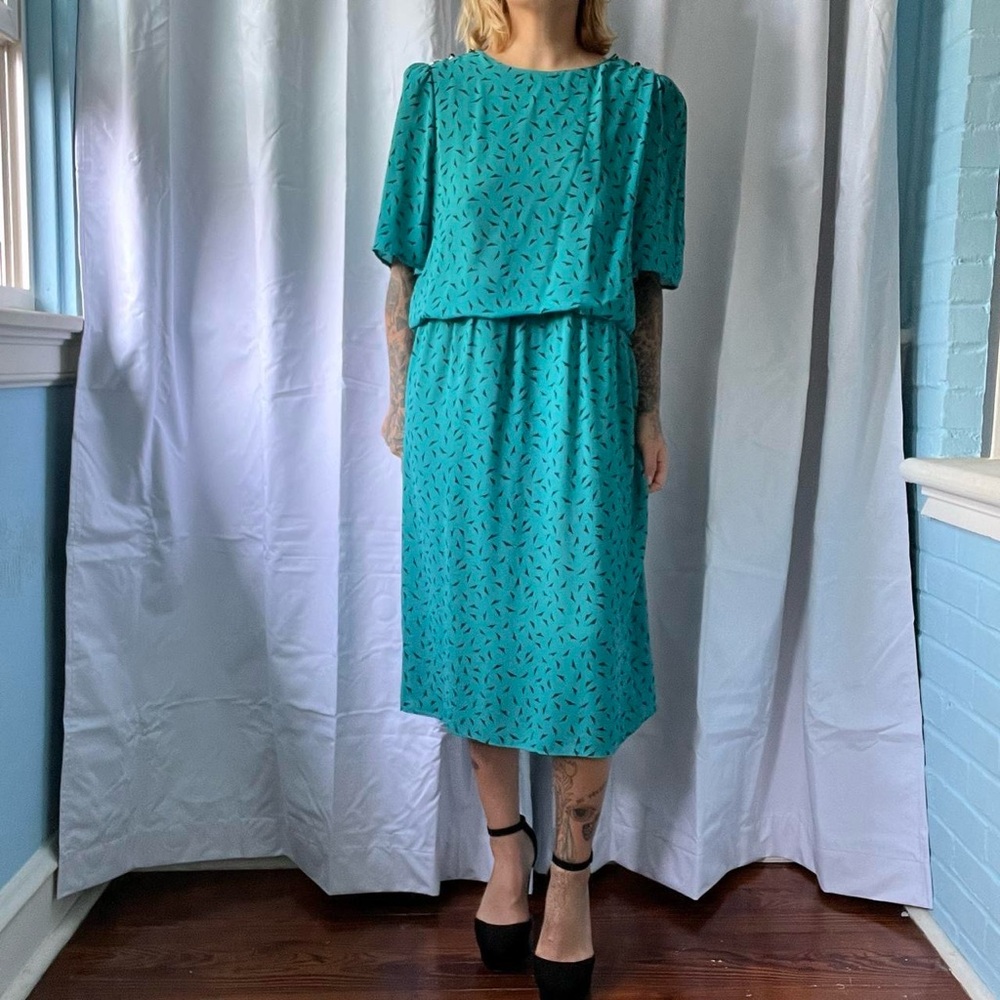J.B. too vintage 80s teal midi drop waist dress with back bow detail “size 14”